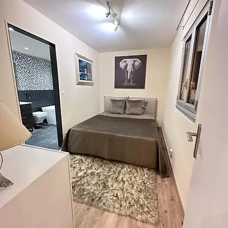 Elite Garden Suite, Parking, Bnbrickeys Apartment Cap-d’Ail